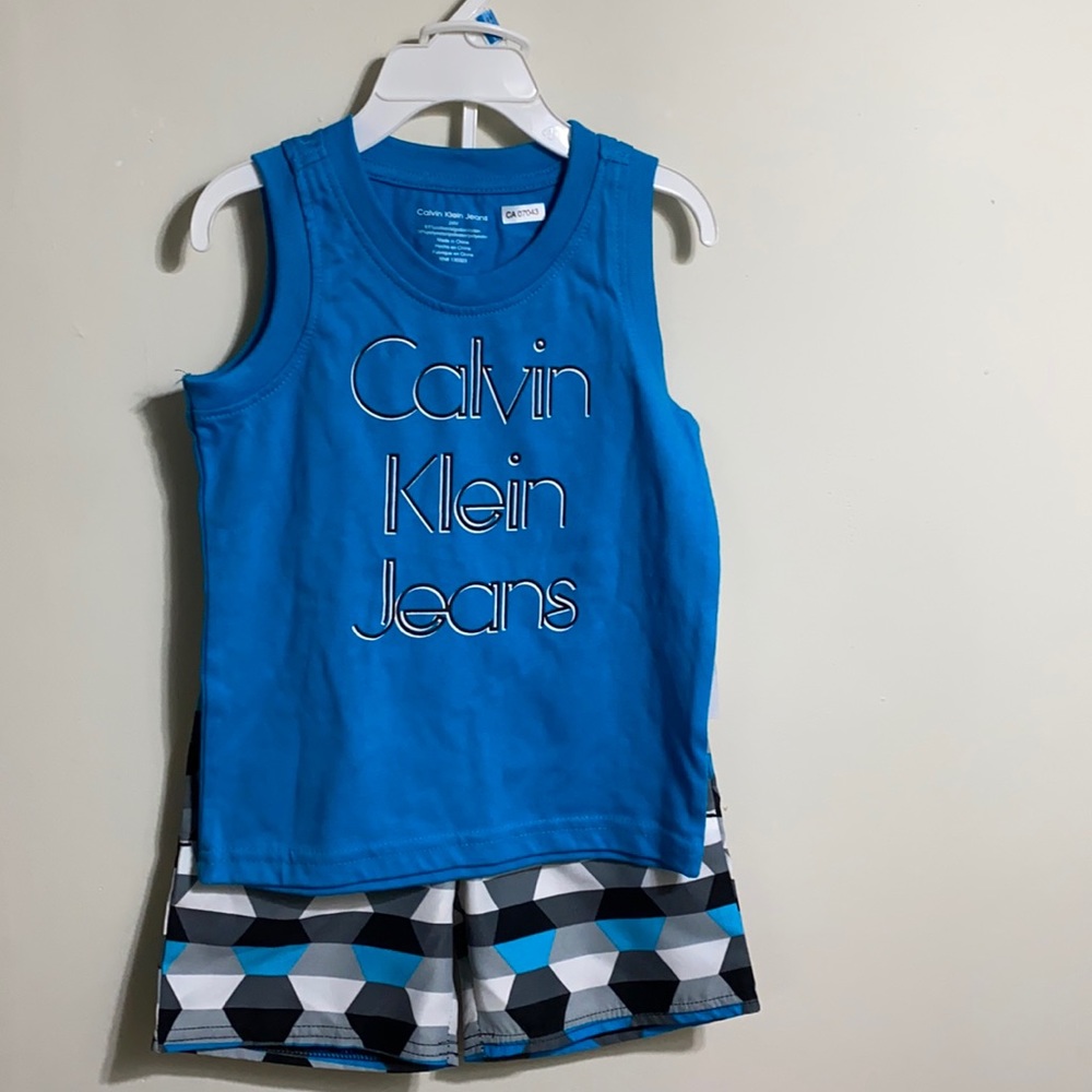 NWT Calvin Klein jeans 2 pieces toddler set